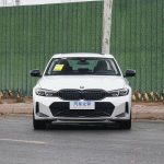 BMW 330i
