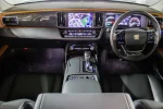 Toyota Century - Image 4